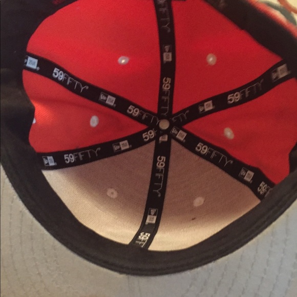 SOLD!!!!! FRESH Fitted hat size 7.5 - Picture 4 of 4